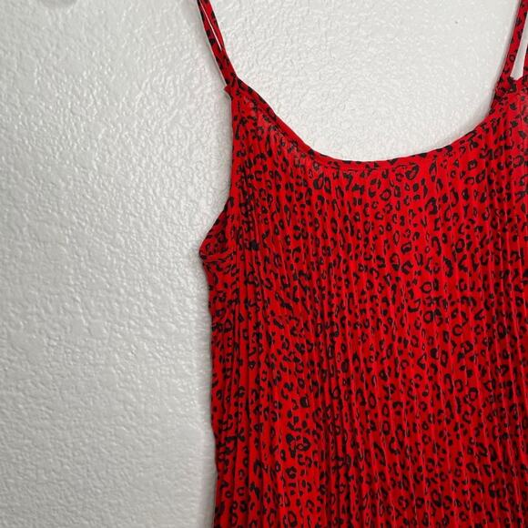 H&M Womens Size 0 Red Animal Print Sleeveless Scoop Neckline Camisole - Picture 12 of 16